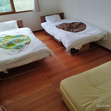 Guesthouse Aozora Blue Sky Myoko Bagian luar foto