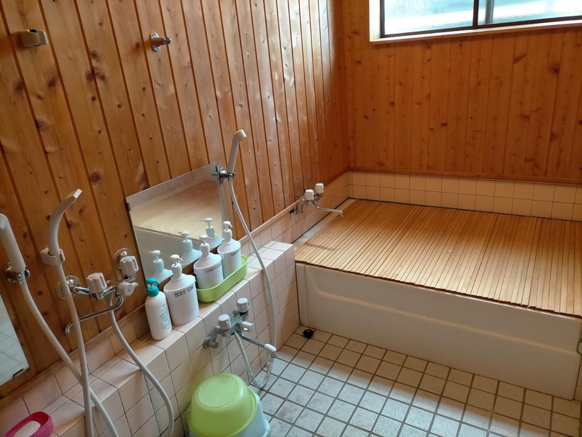 Guesthouse Aozora Blue Sky Myoko Bagian luar foto