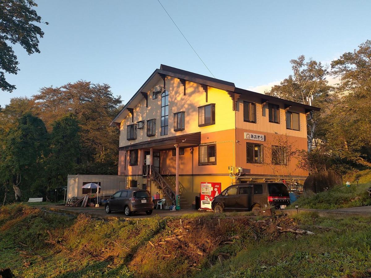 Guesthouse Aozora Blue Sky Myoko Bagian luar foto