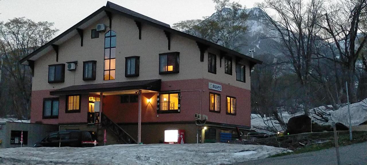 Guesthouse Aozora Blue Sky Myoko Bagian luar foto