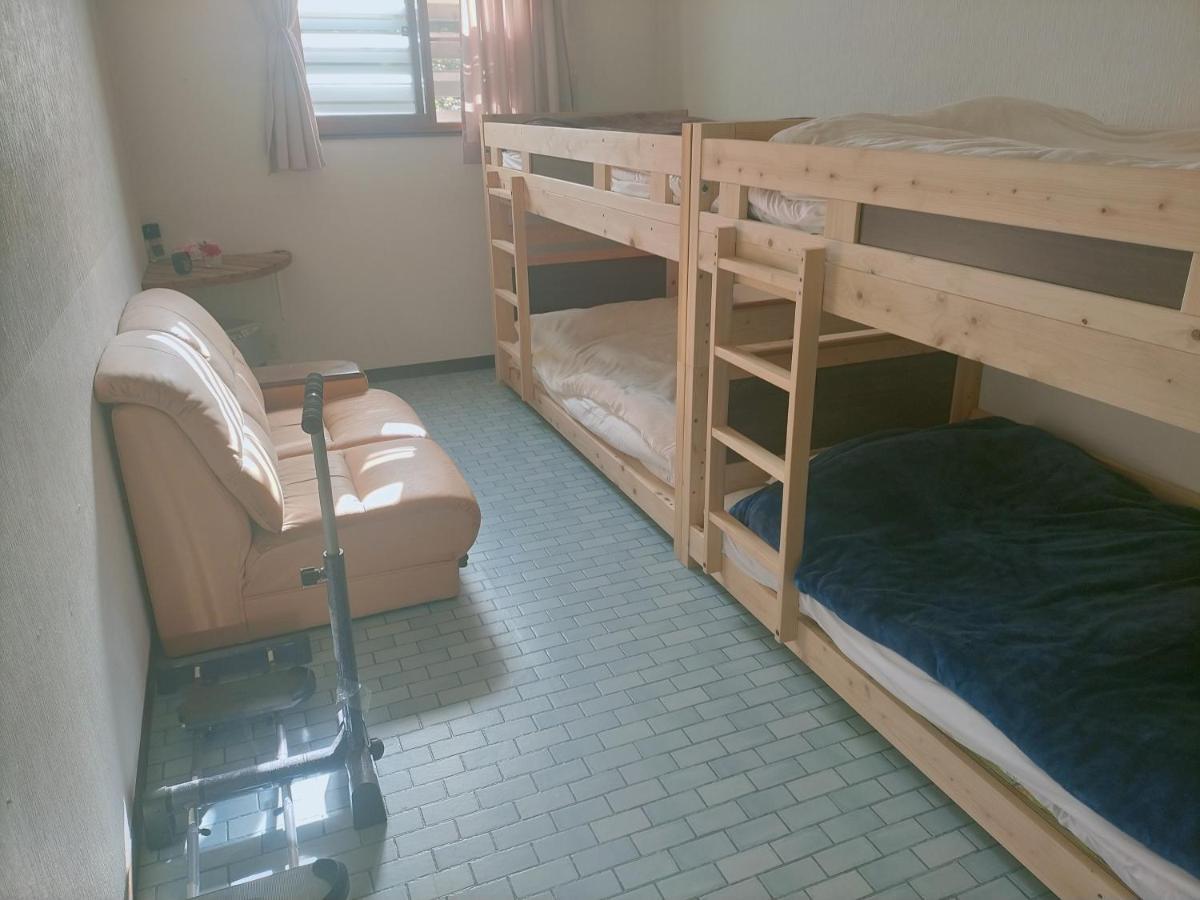 Guesthouse Aozora Blue Sky Myoko Bagian luar foto