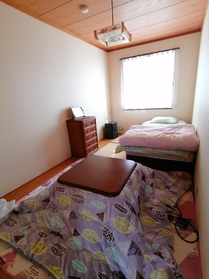 Guesthouse Aozora Blue Sky Myoko Bagian luar foto
